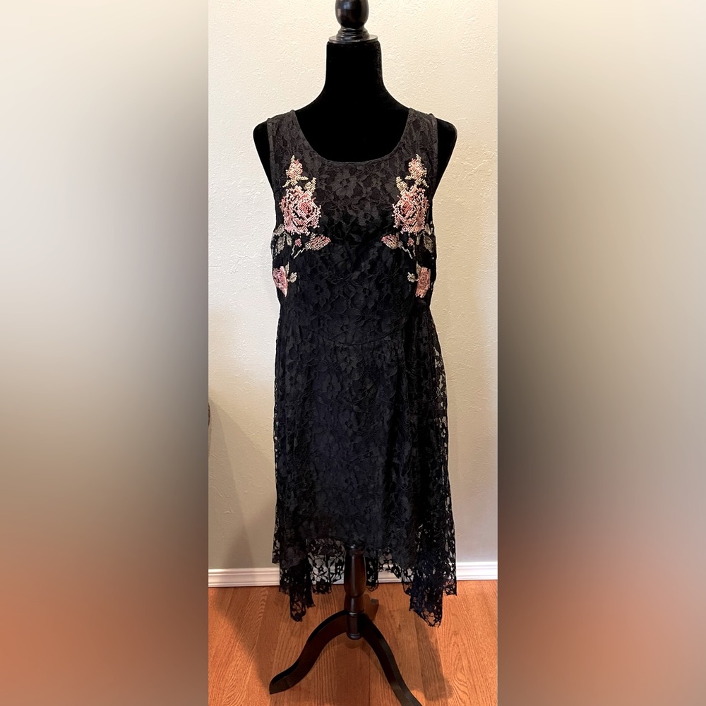Free People lace embroidered high low dress size large